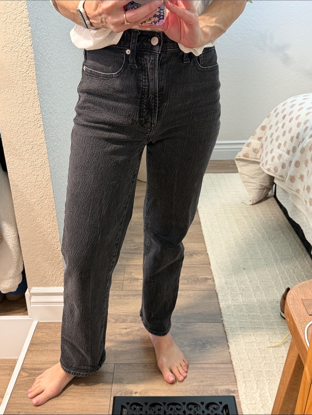 Madewell High-Rise Straight Leg Women’s Jeans in Washed Black